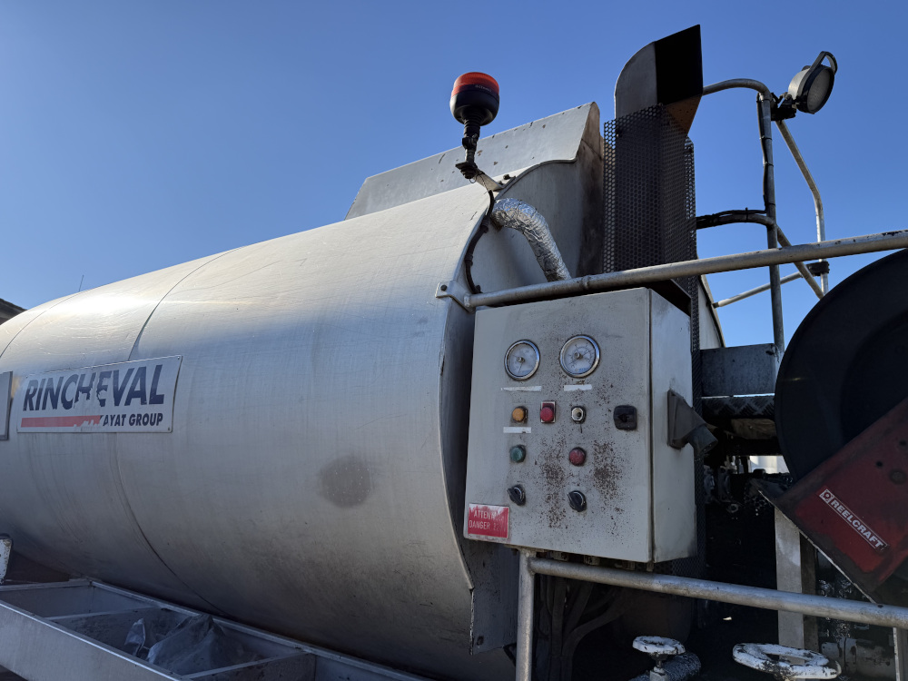 Usato 2005 Renault / Rincheval Premium 320 Dci / EPA