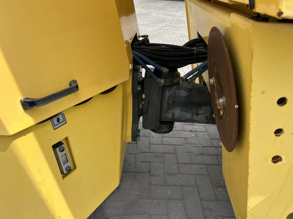 Usato 2001 Bomag BW 151 AD-2