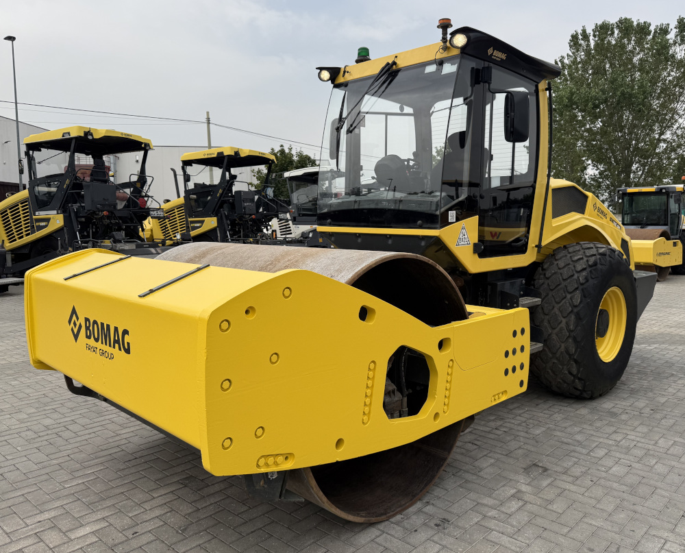 Usato 2021 Bomag BW 216 DH-5