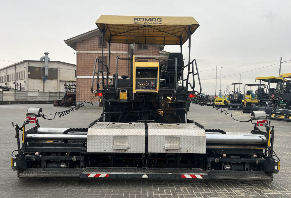 Usato 2009 Bomag BF 691P