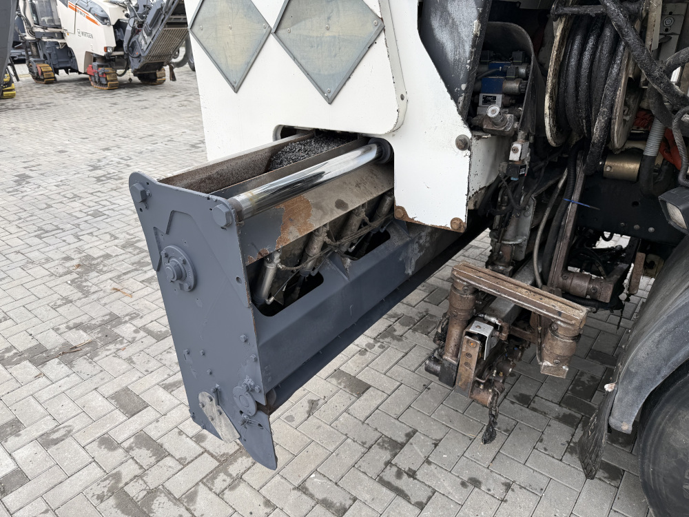 Usato 2008 Mercedes / Secmair 2536 / Chipsealer BCG 500