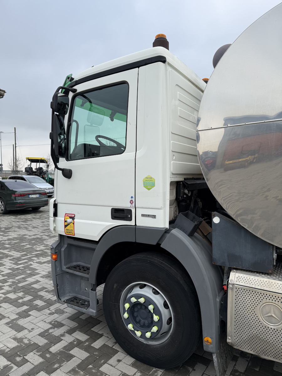 Usato 2008 Mercedes / Secmair 2536 / Chipsealer BCG 500