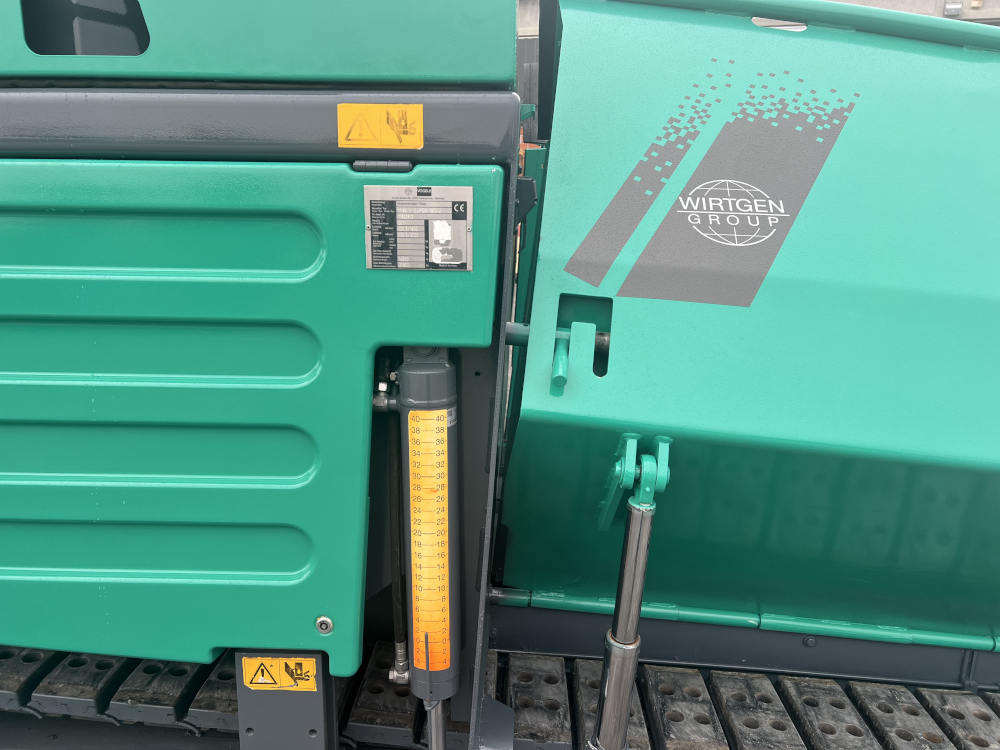 Usato 2011 Vogele S 1800-2