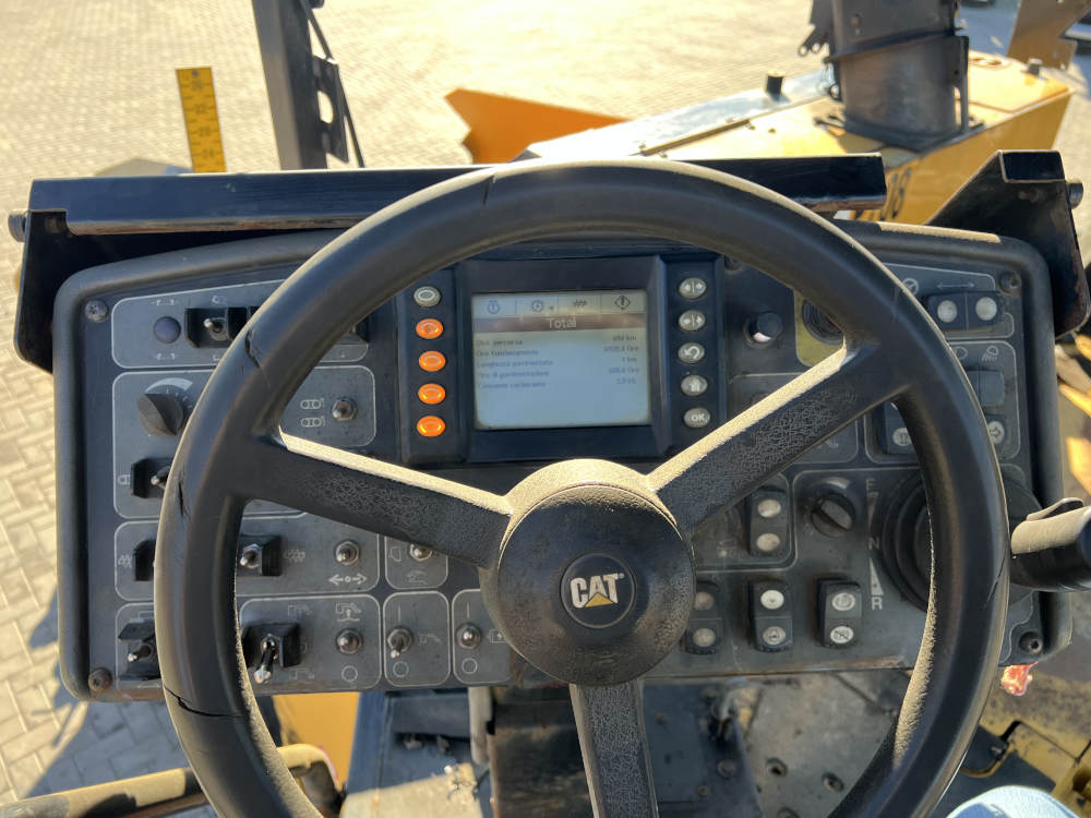 Usato 2014 Caterpillar AP 500E