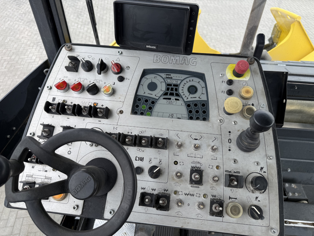 Usato 2016 Bomag BF 600P-2