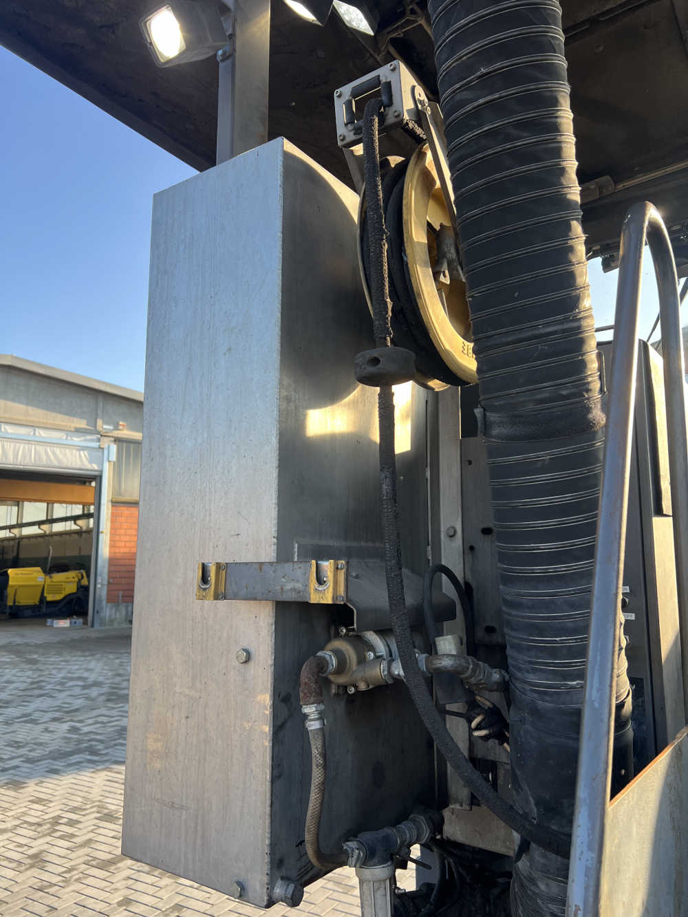 Usato 2014 Volvo P 6820C