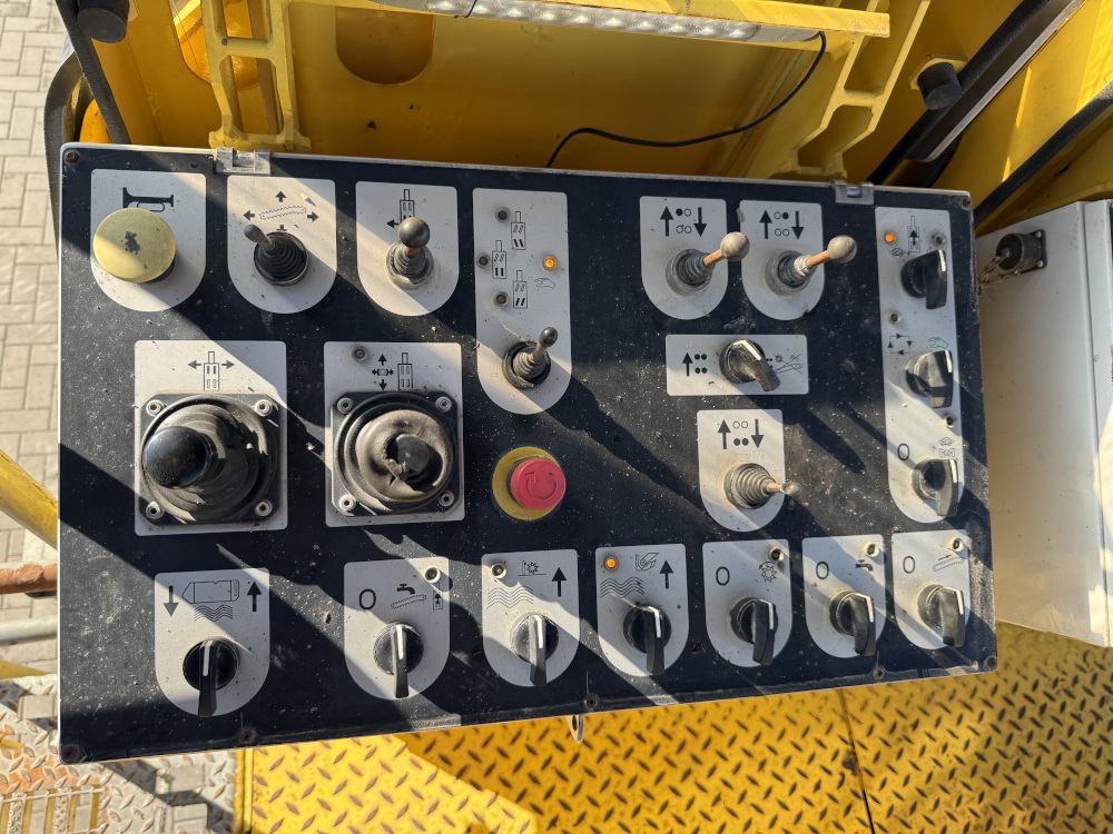 Usato 2016 Bomag BM 2000/60-2