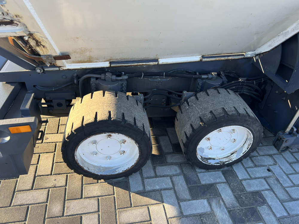 Usato 2011 Volvo ABG6870