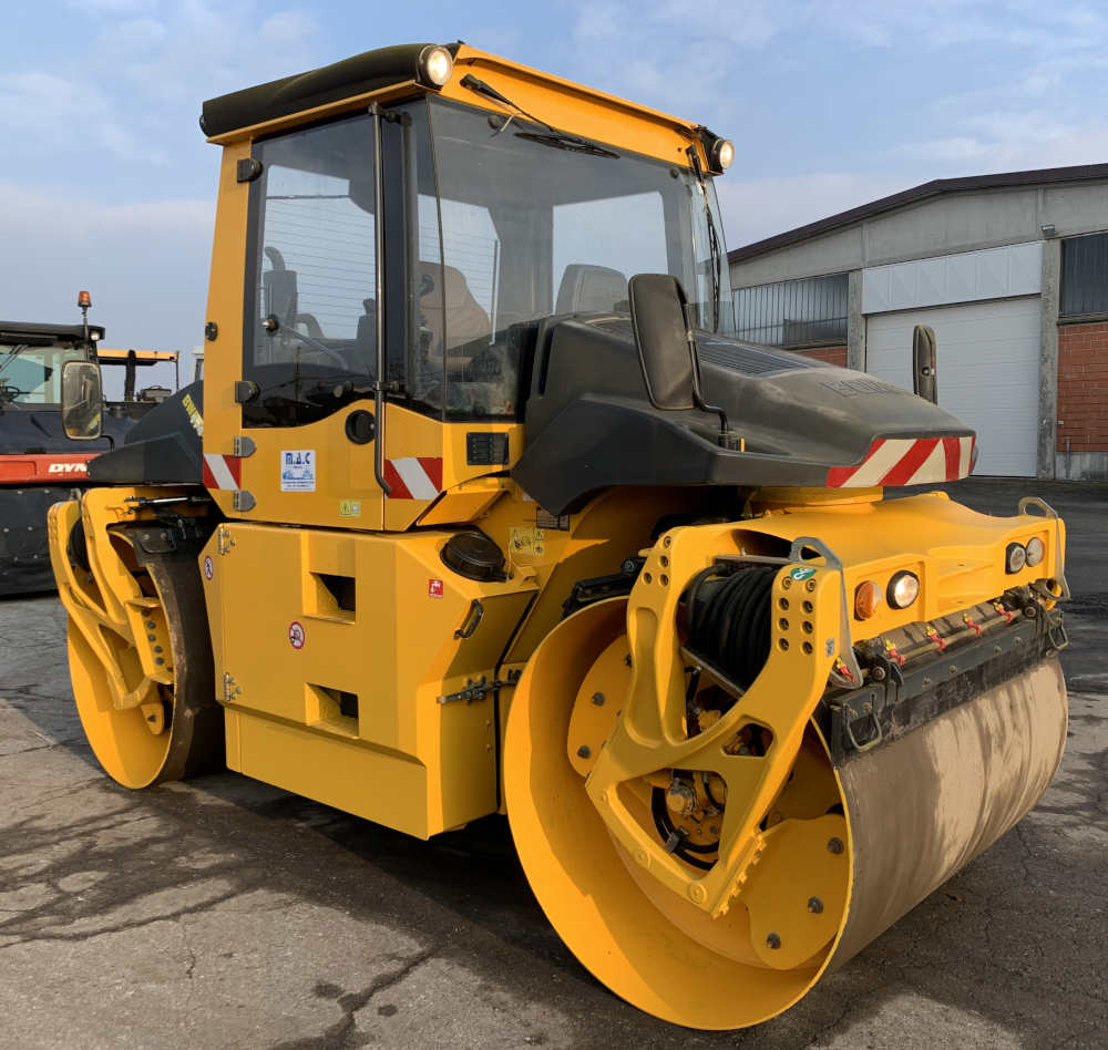 Usato 2010 Bomag BW 174 AP-4 AM