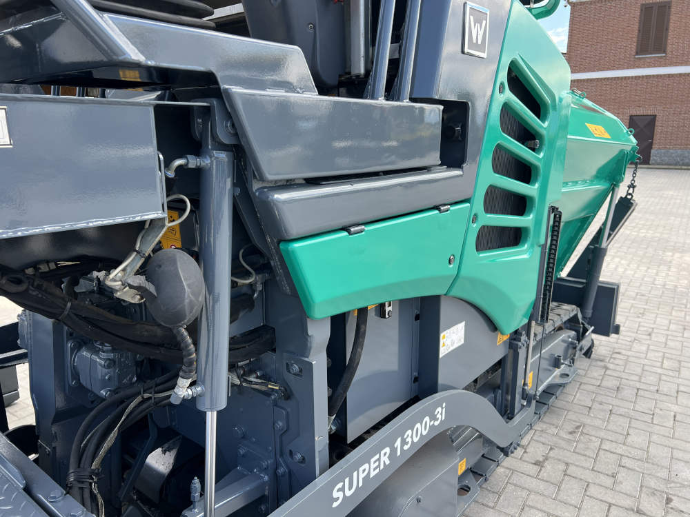 Usato 2018 Vogele S 1300-3i