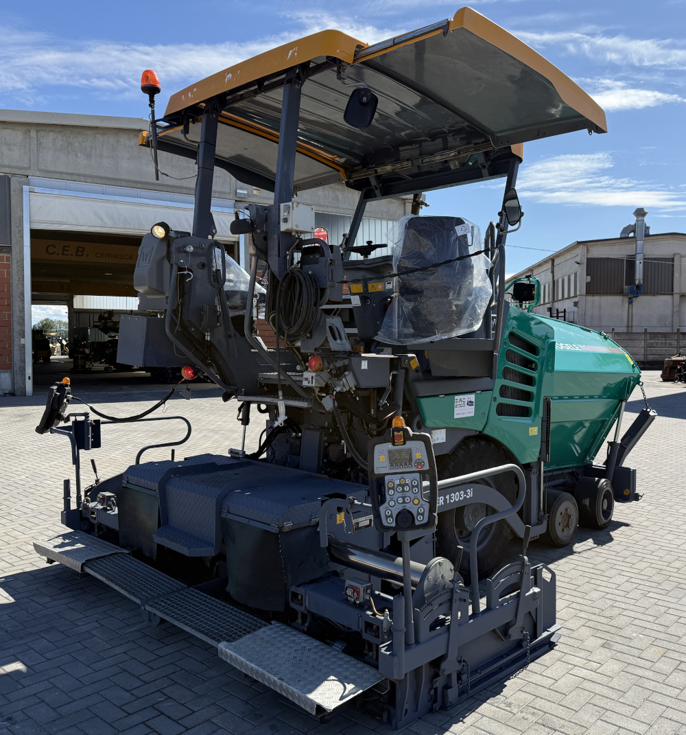 Usato 2018 Vogele S 1303-3i