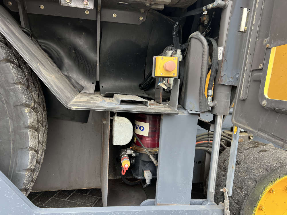 Usato 2014 Volvo P 6870C