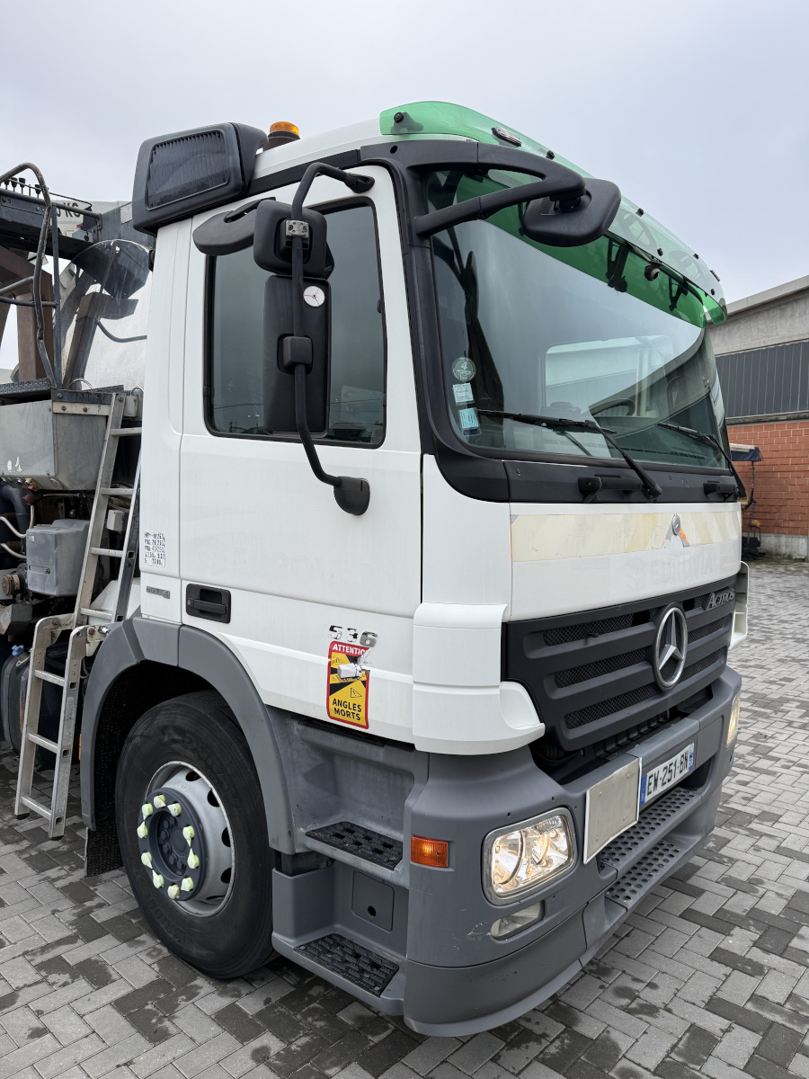 Usato 2008 Mercedes / Secmair 2536 / Chipsealer BCG 500