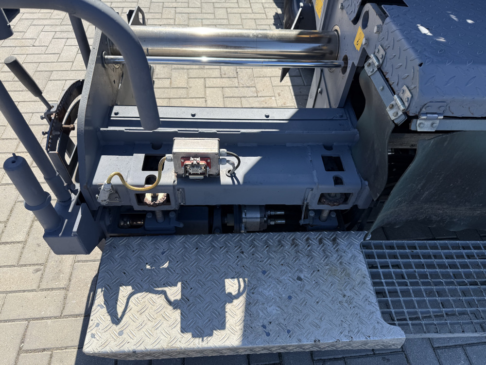 Usato 2018 Vogele S 1303-3i