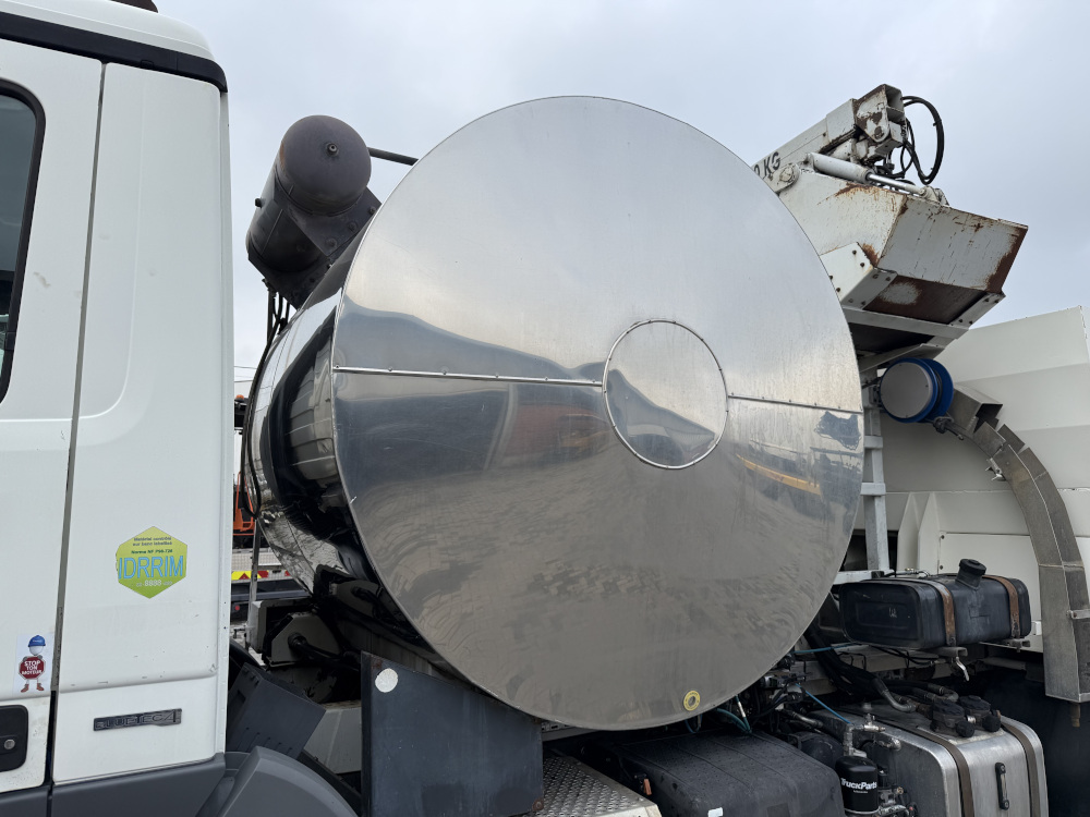 Usato 2008 Mercedes / Secmair 2536 / Chipsealer BCG 500