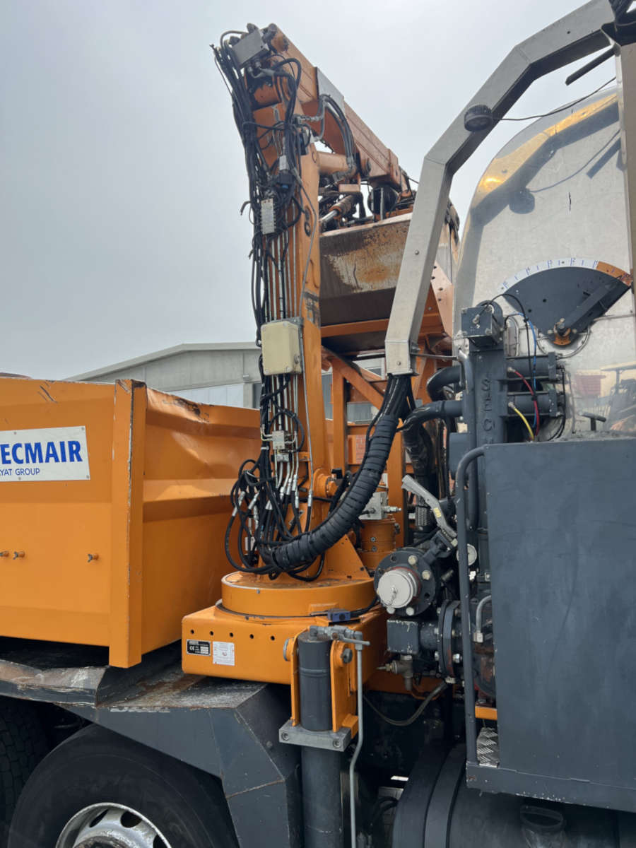 Usato 2012 Daf / Secmair CF 85.460 / Secmair Chipsealer BCG 500