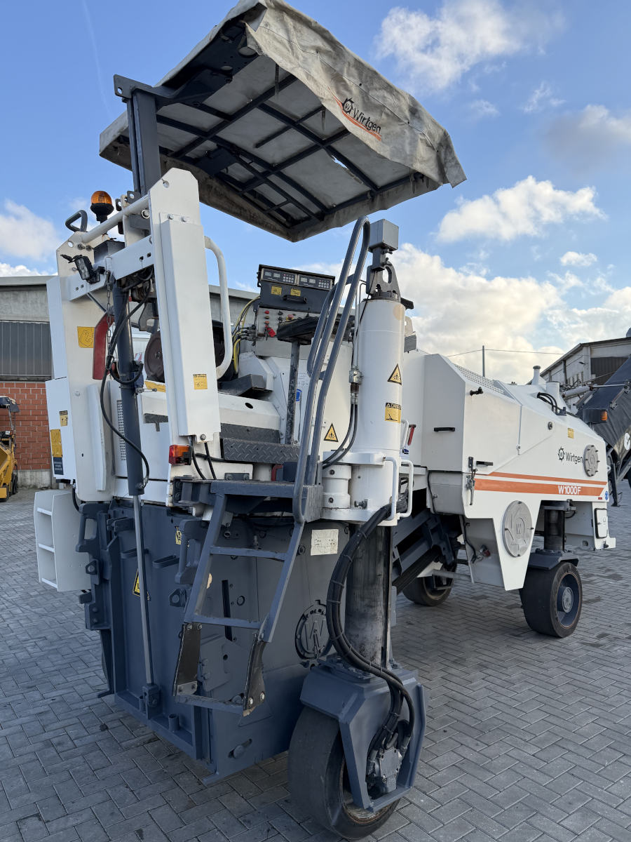 Usato 2001 Wirtgen W 1000F