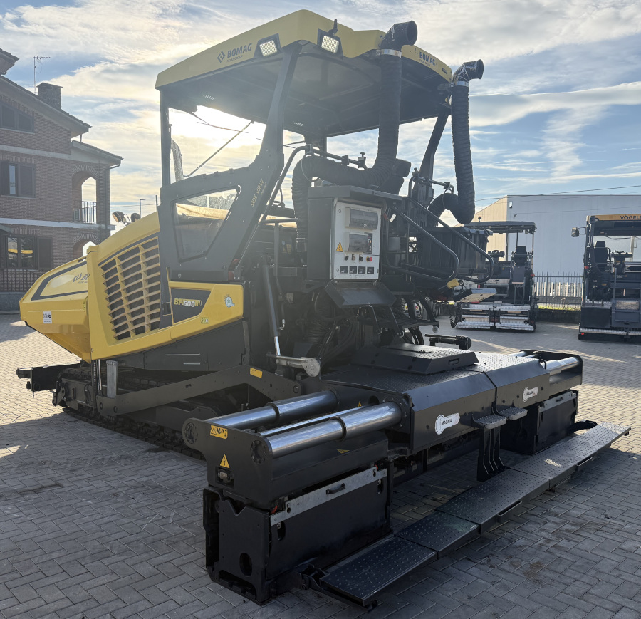 Usato 2014 Bomag BF 600C-2