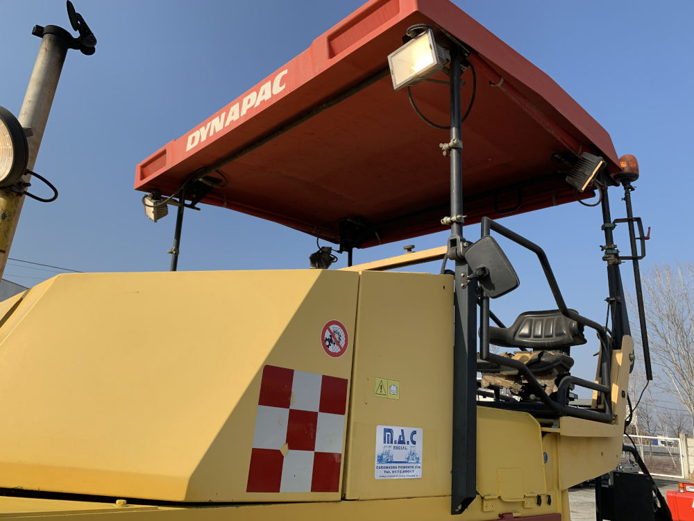 Usato 2003 Dynapac F 121 6W -278-