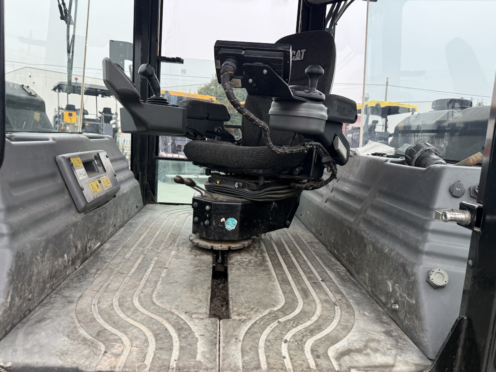 Usato 2014 Caterpillar CD 54B