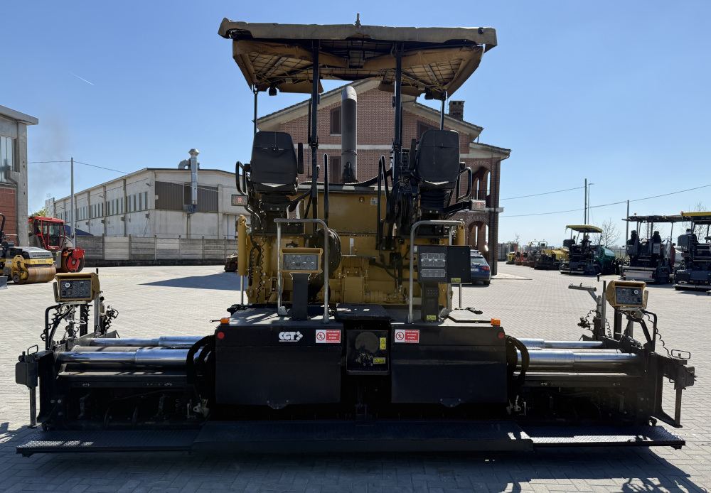 Usato 2010 Caterpillar AP 600D