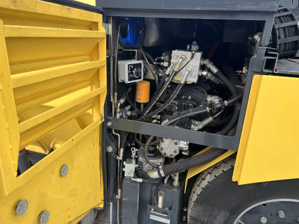 Usato 2007 Bomag BF 331P