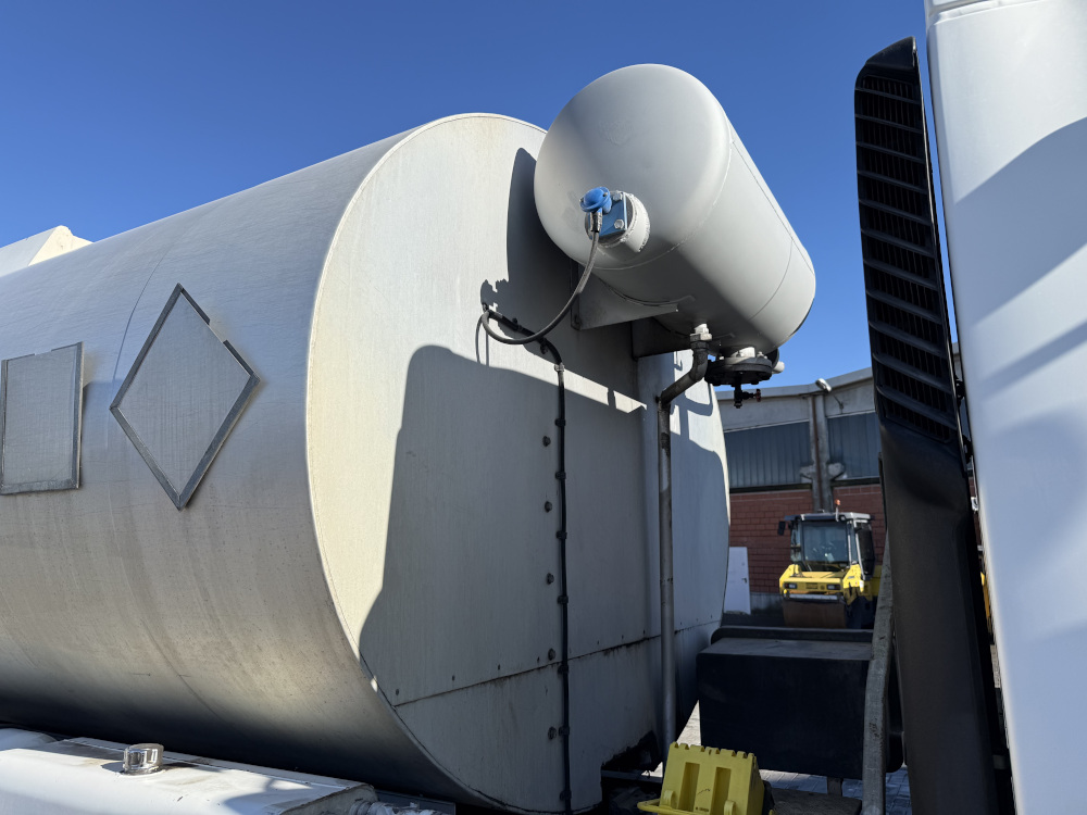 Usato 2005 Renault / Rincheval Premium 320 Dci / EPA