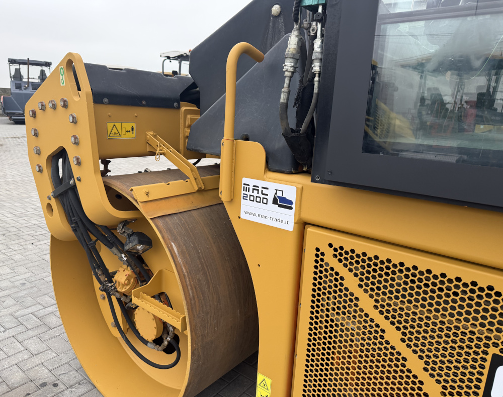 Usato 2014 Caterpillar CD 54B