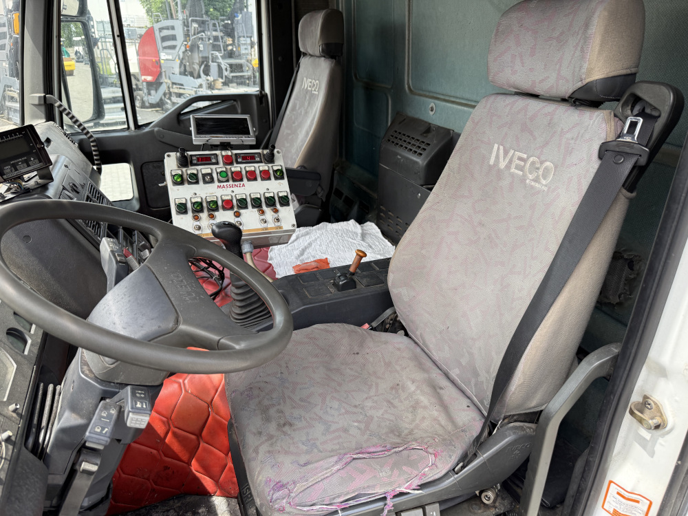 Usato 2003 Massenza B 10 B23 HY-EX