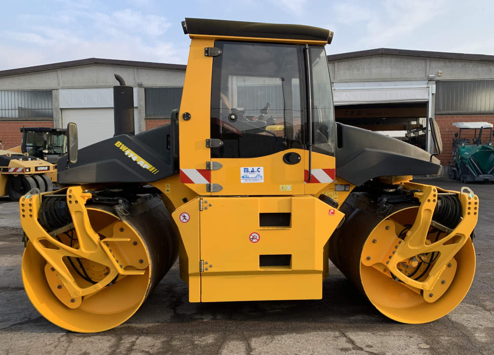 Usato 2010 Bomag BW 174 AP-4 AM