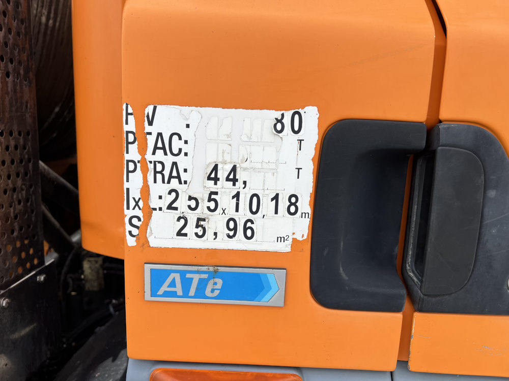 Usato 2012 Daf / Secmair CF 85.460 / Secmair Chipsealer BCG 500