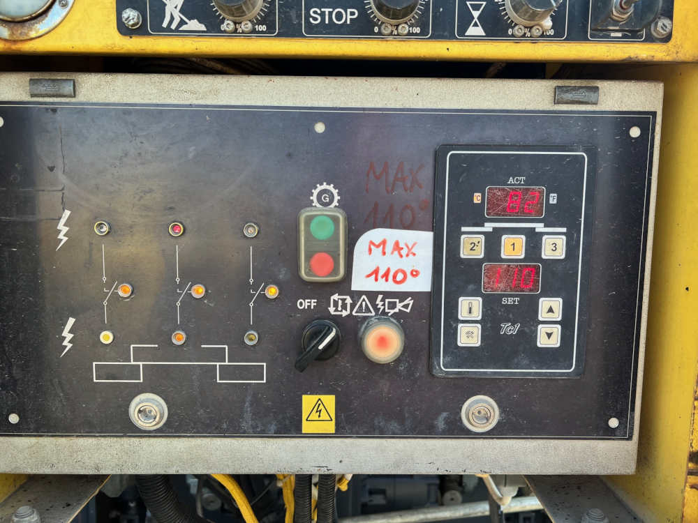 Usato 2011 Bomag BF 300C -1040-