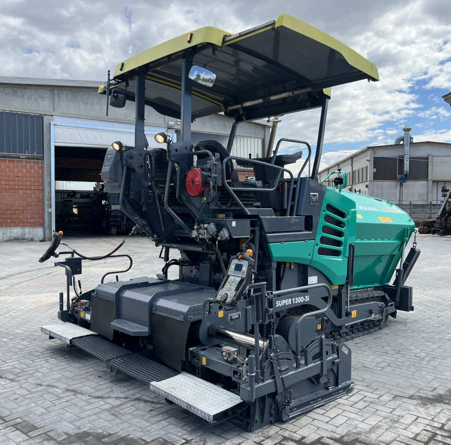 Usato 2018 Vogele S 1300-3i