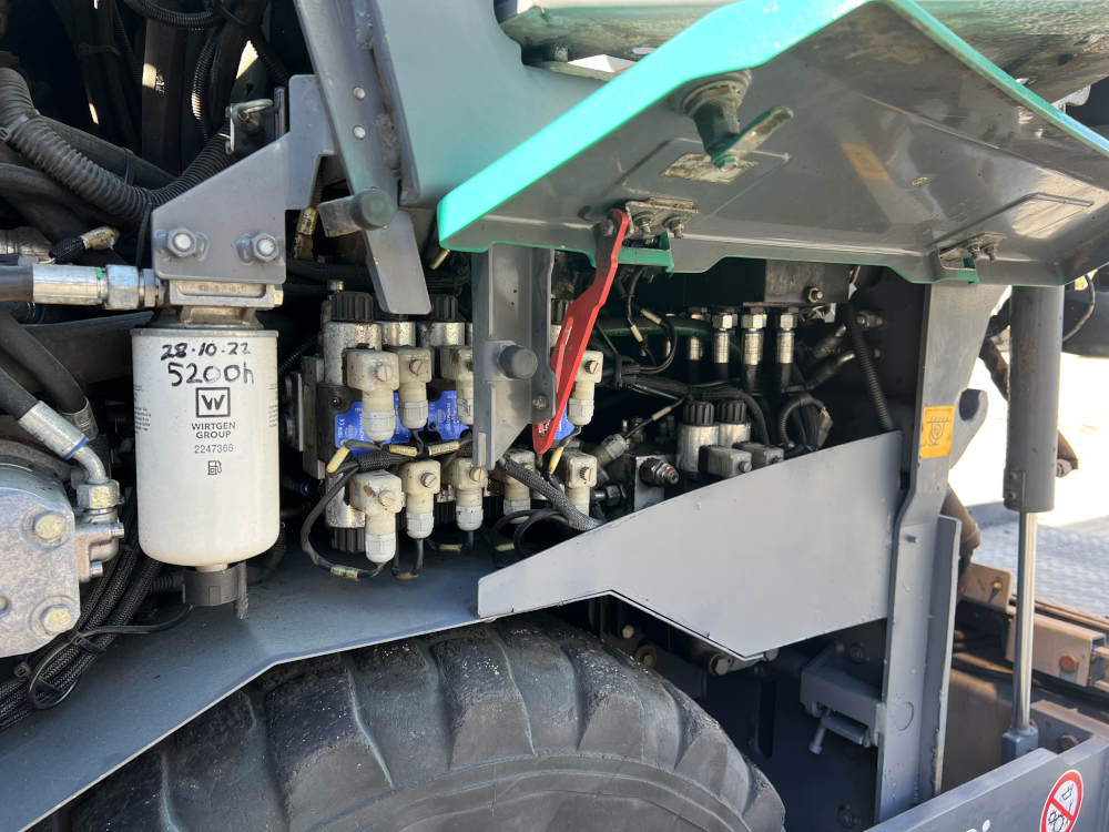 Usato 2016 Vogele S 1303-3i