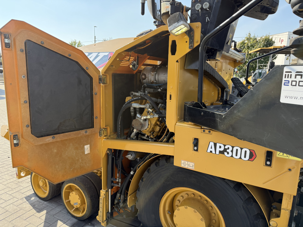 Usato 2018 Caterpillar AP 300F