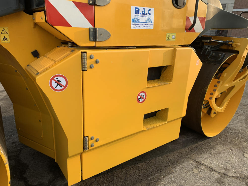 Usato 2010 Bomag BW 174 AP-4 AM