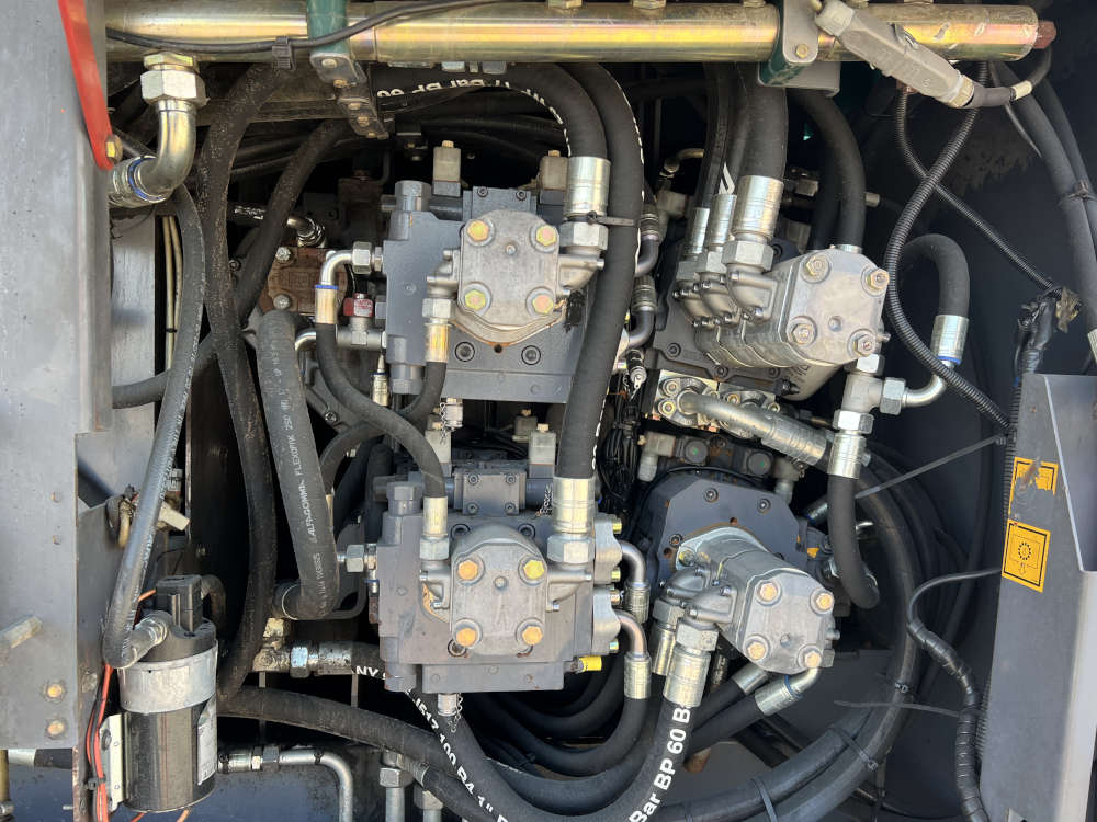 Usato 2010 Vogele S 1600-2