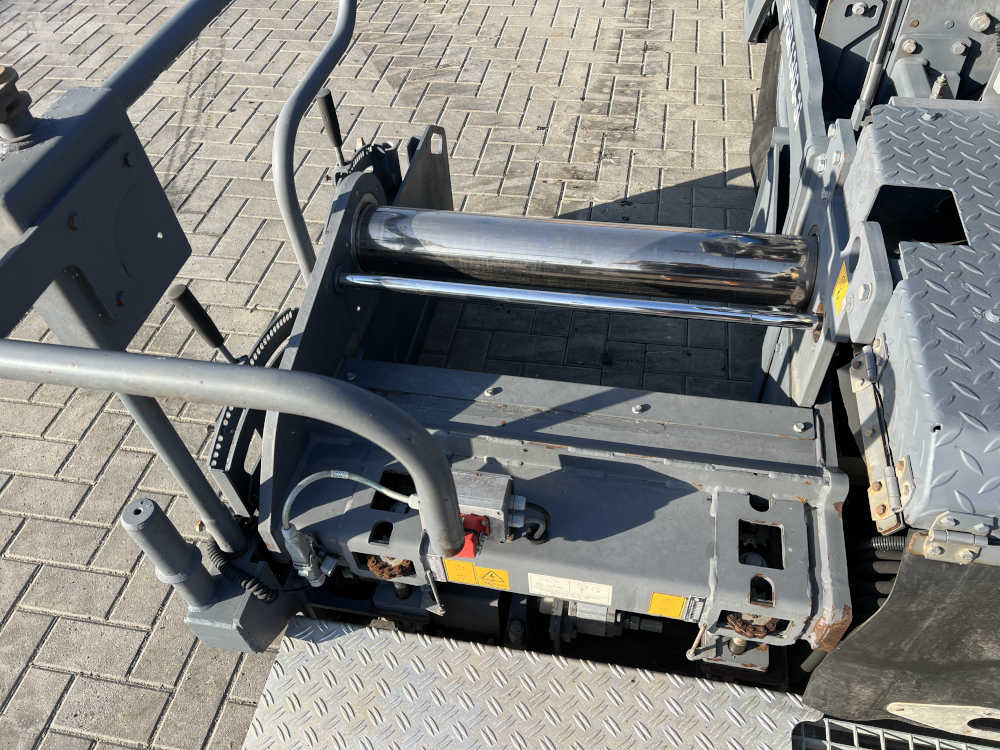 Usato 2018 Vogele S 1303-3i