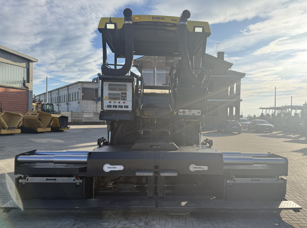 Usato 2014 Bomag BF 600C-2