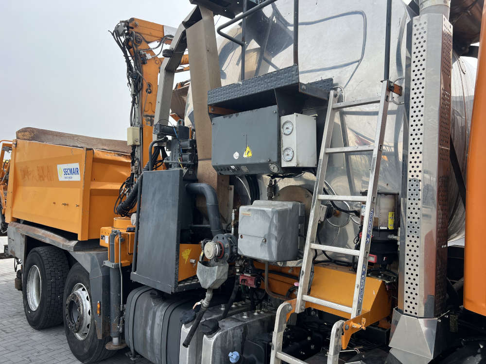 Usato 2012 Daf / Secmair CF 85.460 / Secmair Chipsealer BCG 500