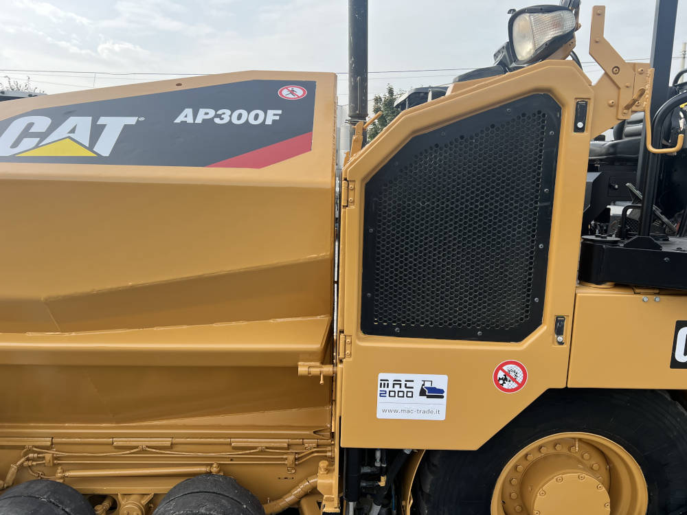 Usato 2018 Caterpillar AP 300F