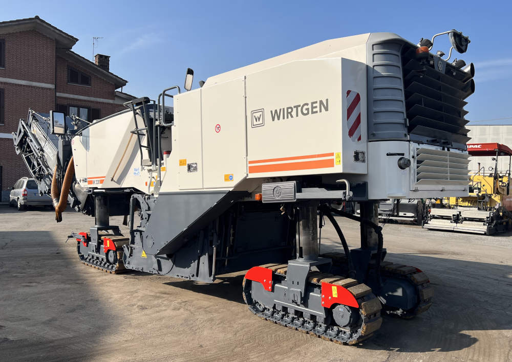 Usato 2015 Wirtgen W 220 -117-