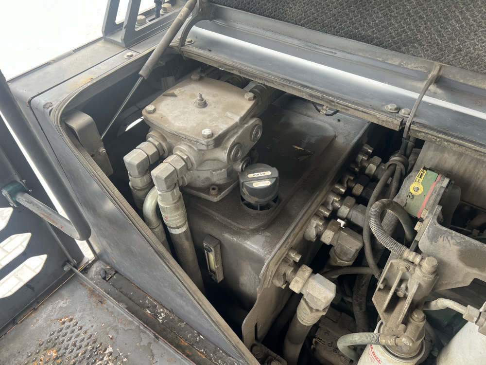 Usato 2017 Volvo P 7820C