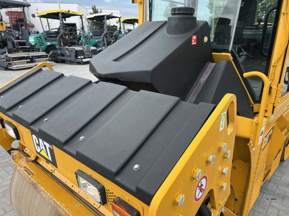 Usato 2017 Caterpillar CD 8