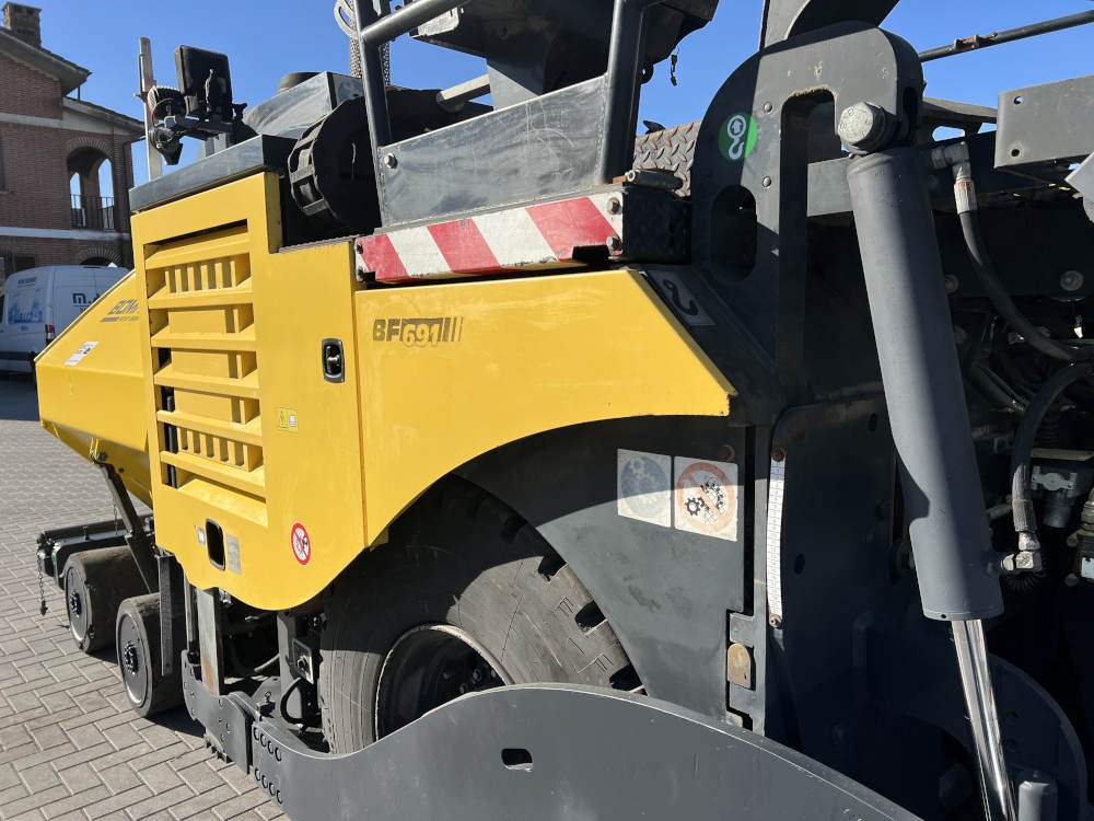 Usato 2009 Bomag BF 691P