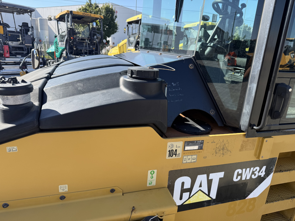 Usato 2001 Caterpillar PS 300B -521-