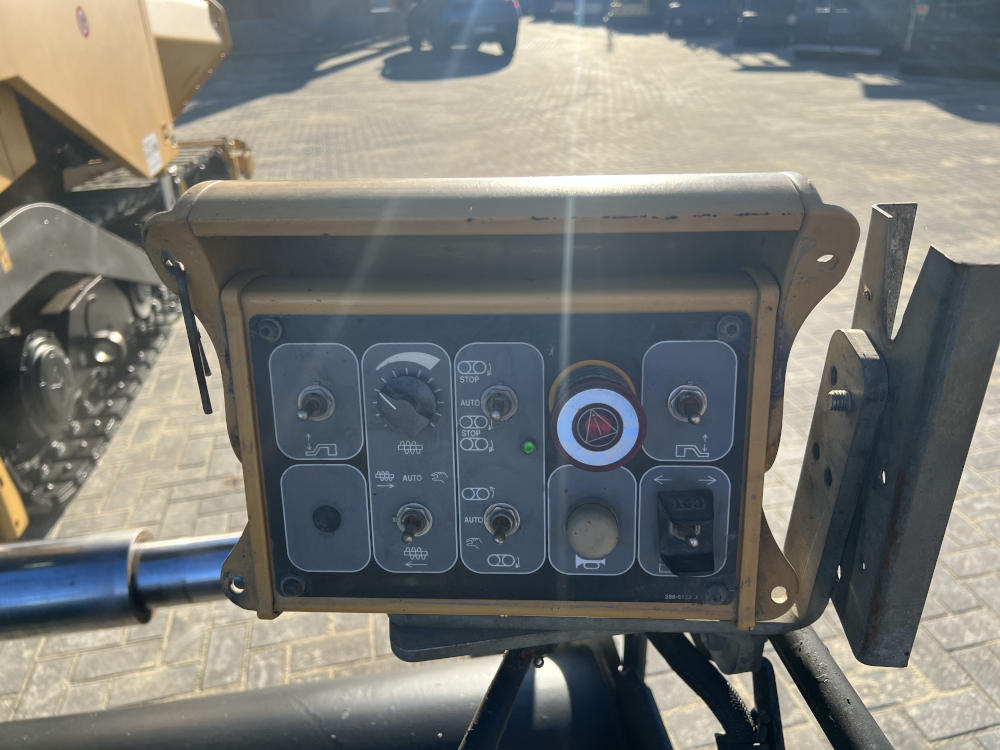 Usato 2011 Caterpillar AP 655D