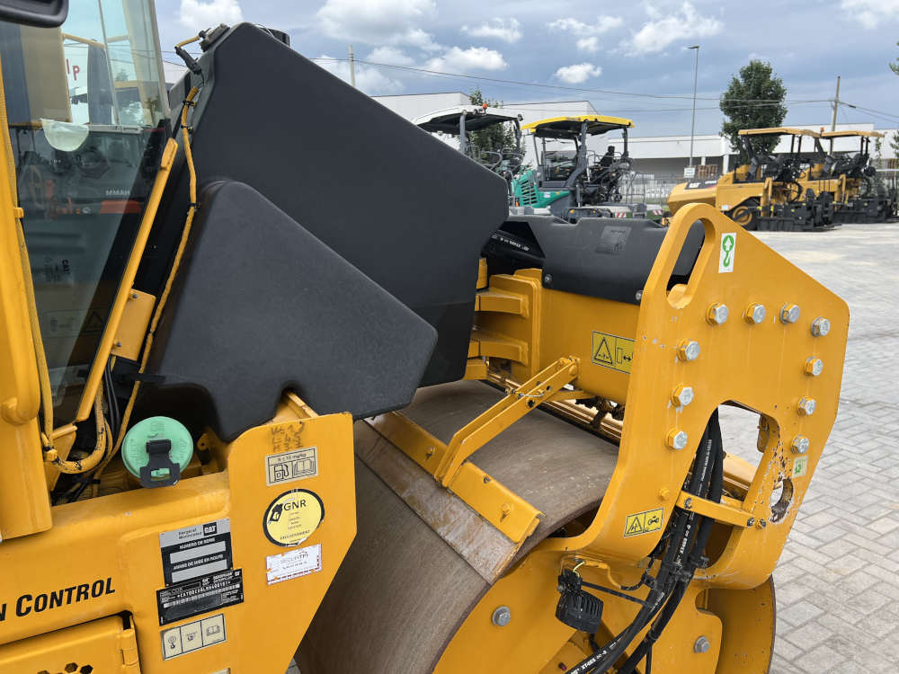 Usato 2017 Caterpillar CD 8