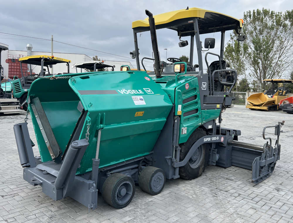 Usato 2016 Vogele S 1303-3i