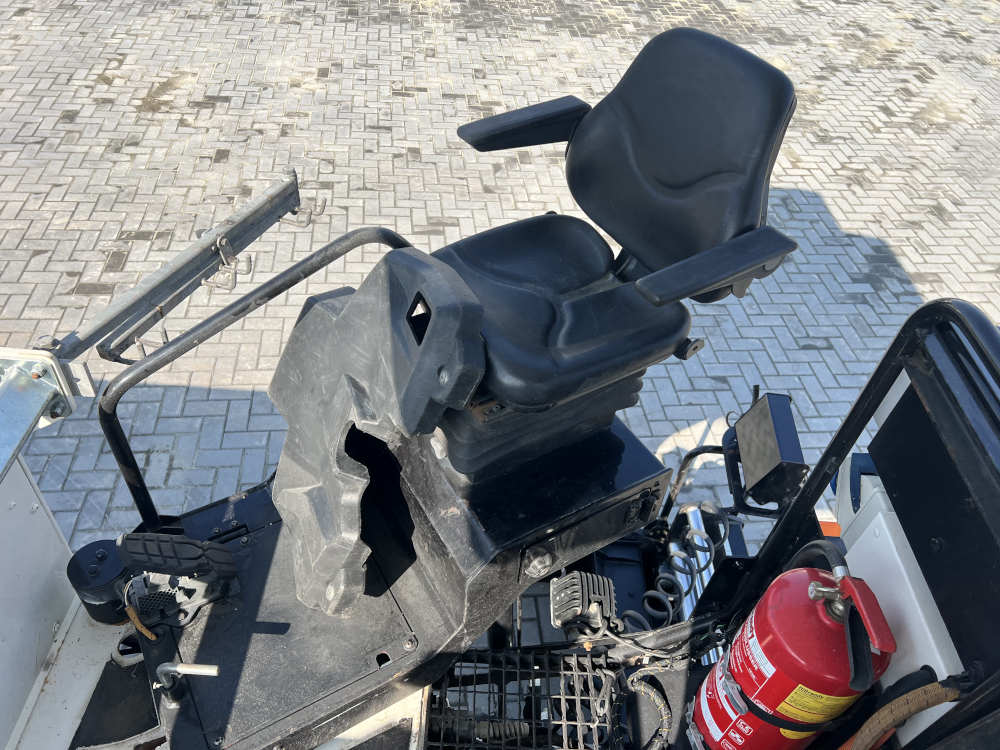 Usato 2016 Caterpillar AP 355F